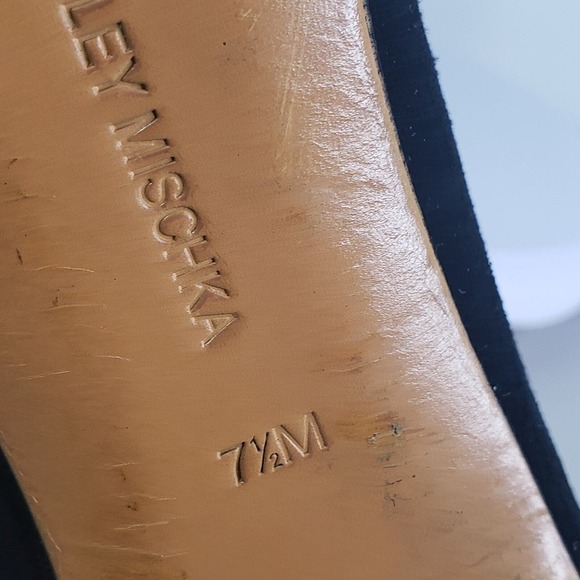 Mark and James Badgley Mischka Black Leather Suede Pointed Toe Pumps Heels 7.5 - Picture 8 of 11